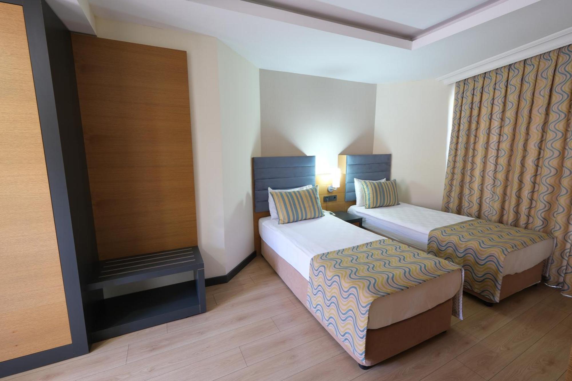 Hotel Sumela Garden Белдиби Екстериор снимка